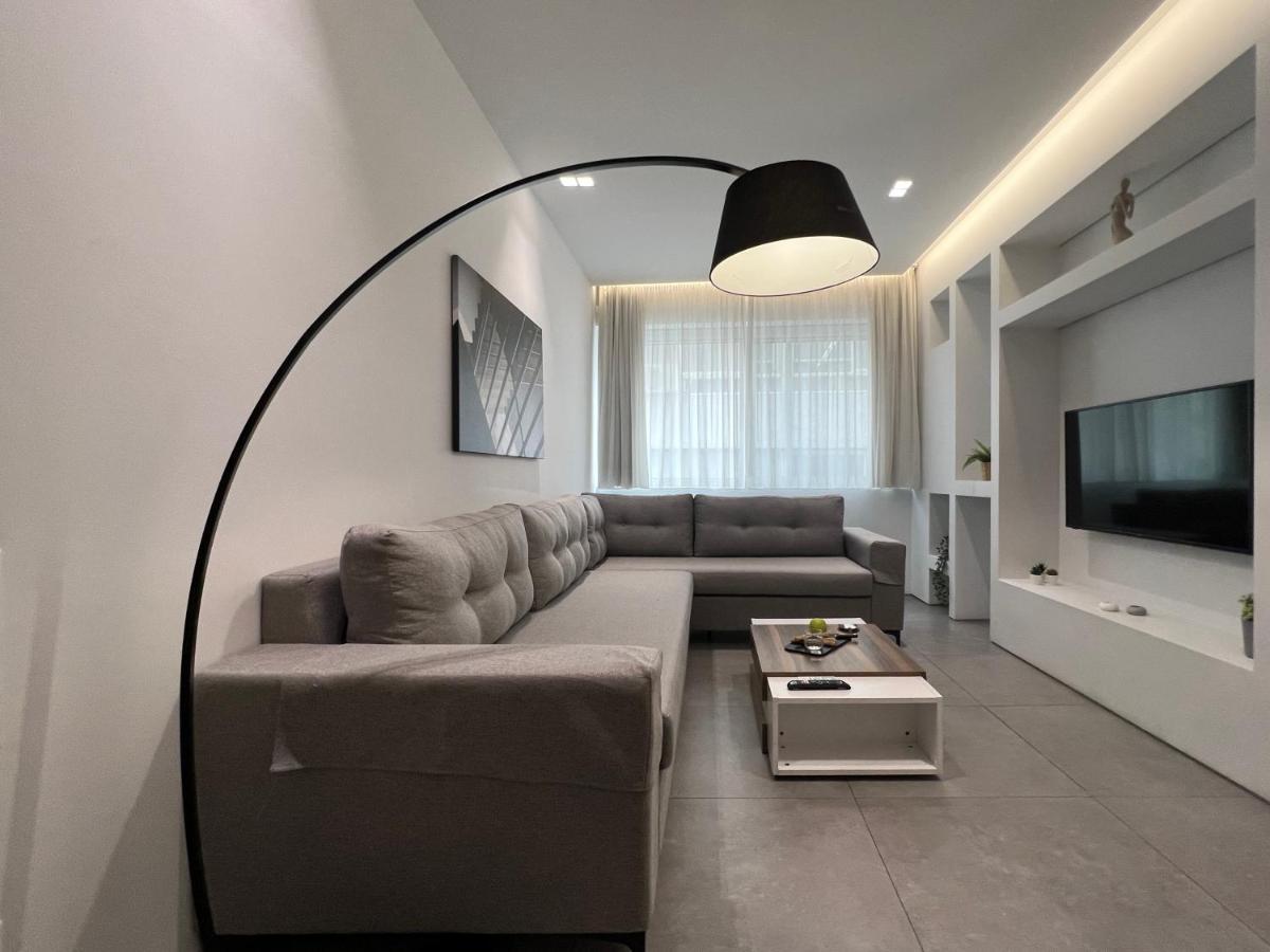 The Dazzling Glimpse Acropolis Suites เอเธนส์ ภายนอก รูปภาพ