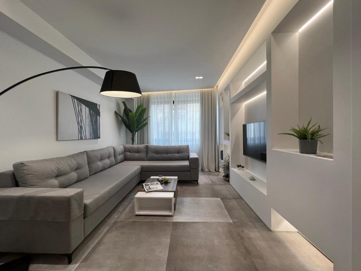 The Dazzling Glimpse Acropolis Suites เอเธนส์ ภายนอก รูปภาพ