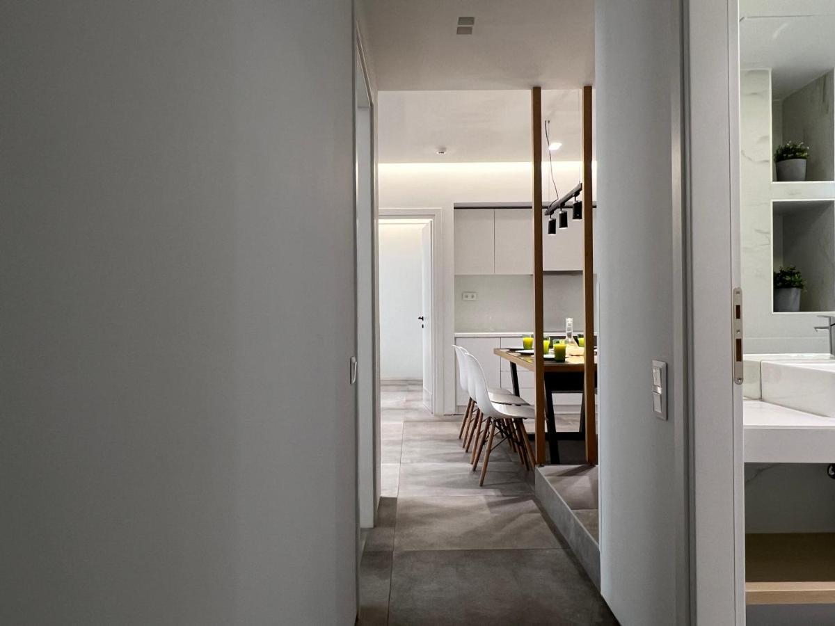 The Dazzling Glimpse Acropolis Suites เอเธนส์ ภายนอก รูปภาพ