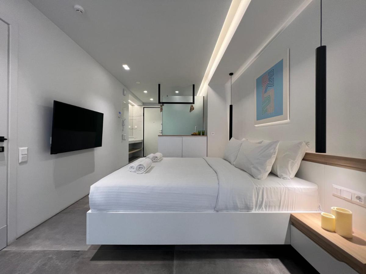 The Dazzling Glimpse Acropolis Suites เอเธนส์ ภายนอก รูปภาพ