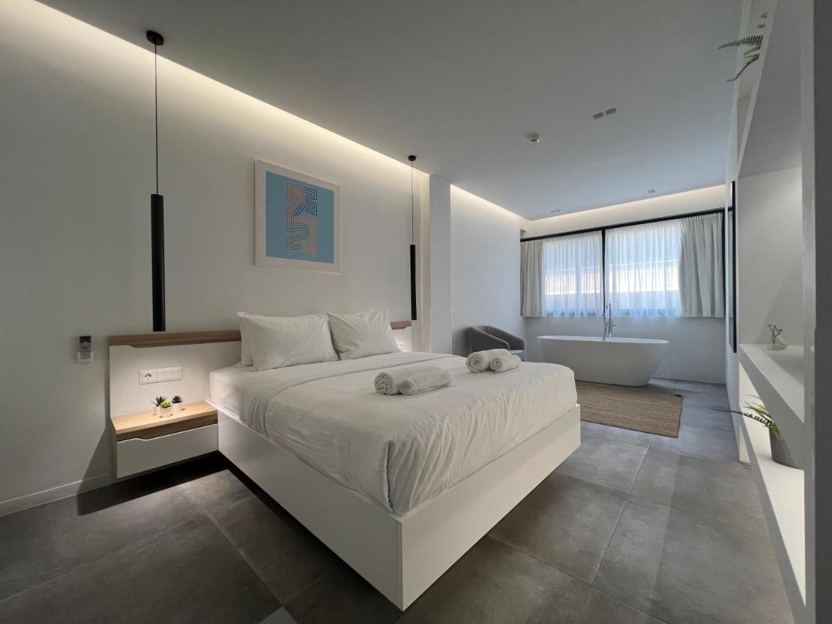 The Dazzling Glimpse Acropolis Suites เอเธนส์ ภายนอก รูปภาพ